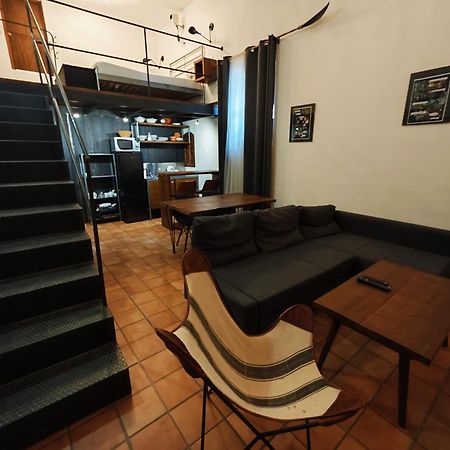 Hostal Cafe Frenteabastos カルモナ エクステリア 写真