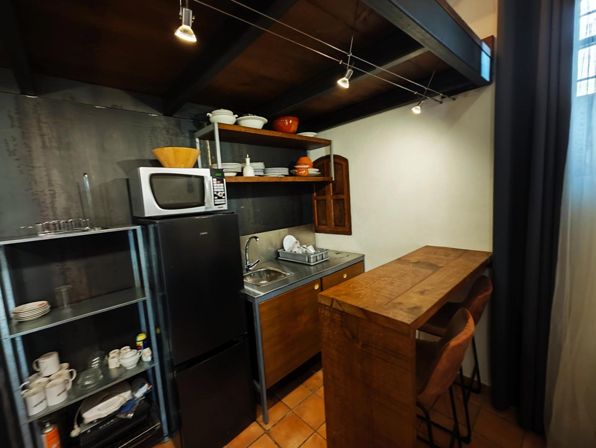 Hostal Cafe Frenteabastos カルモナ エクステリア 写真