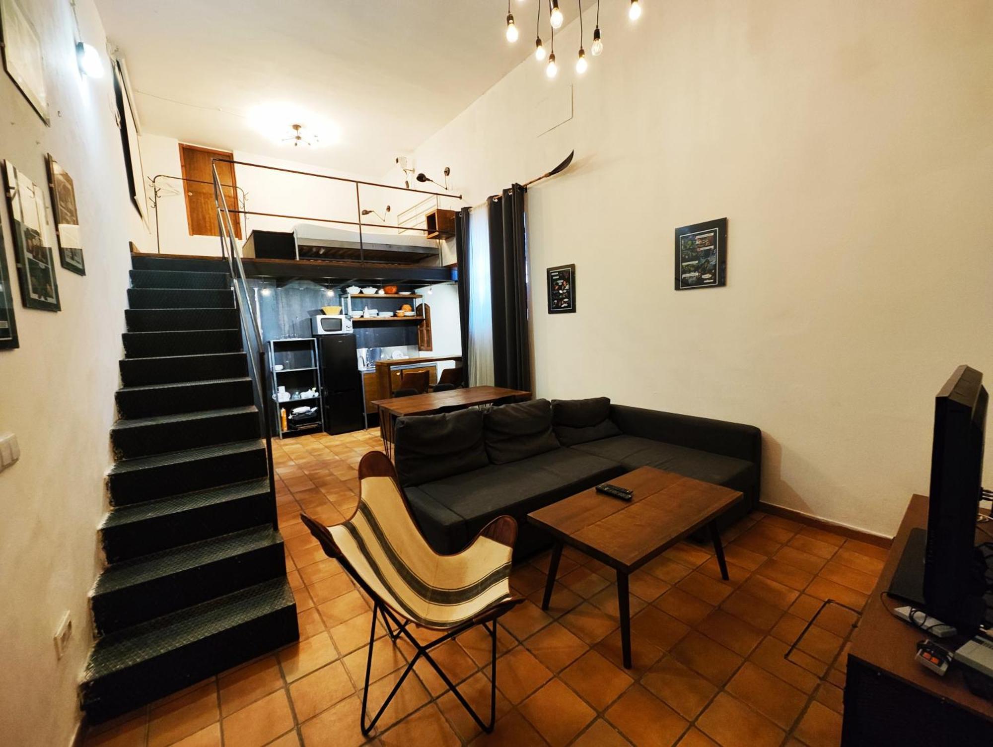 Hostal Cafe Frenteabastos カルモナ エクステリア 写真
