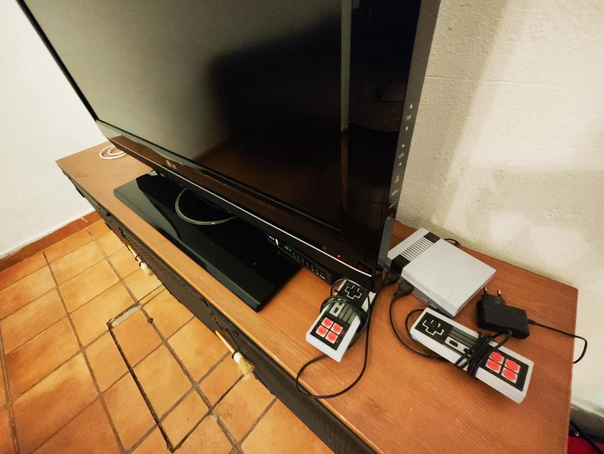 Hostal Cafe Frenteabastos カルモナ エクステリア 写真
