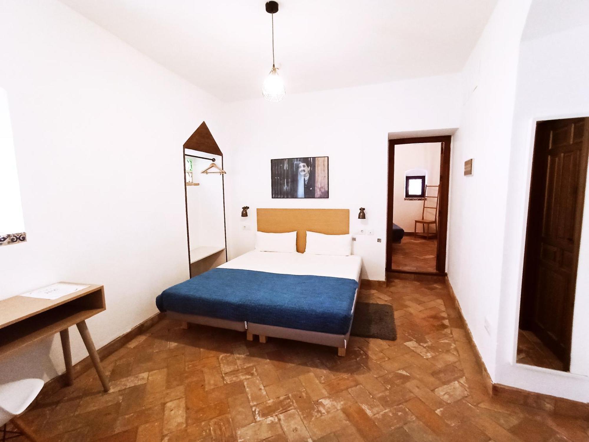 Hostal Cafe Frenteabastos カルモナ エクステリア 写真