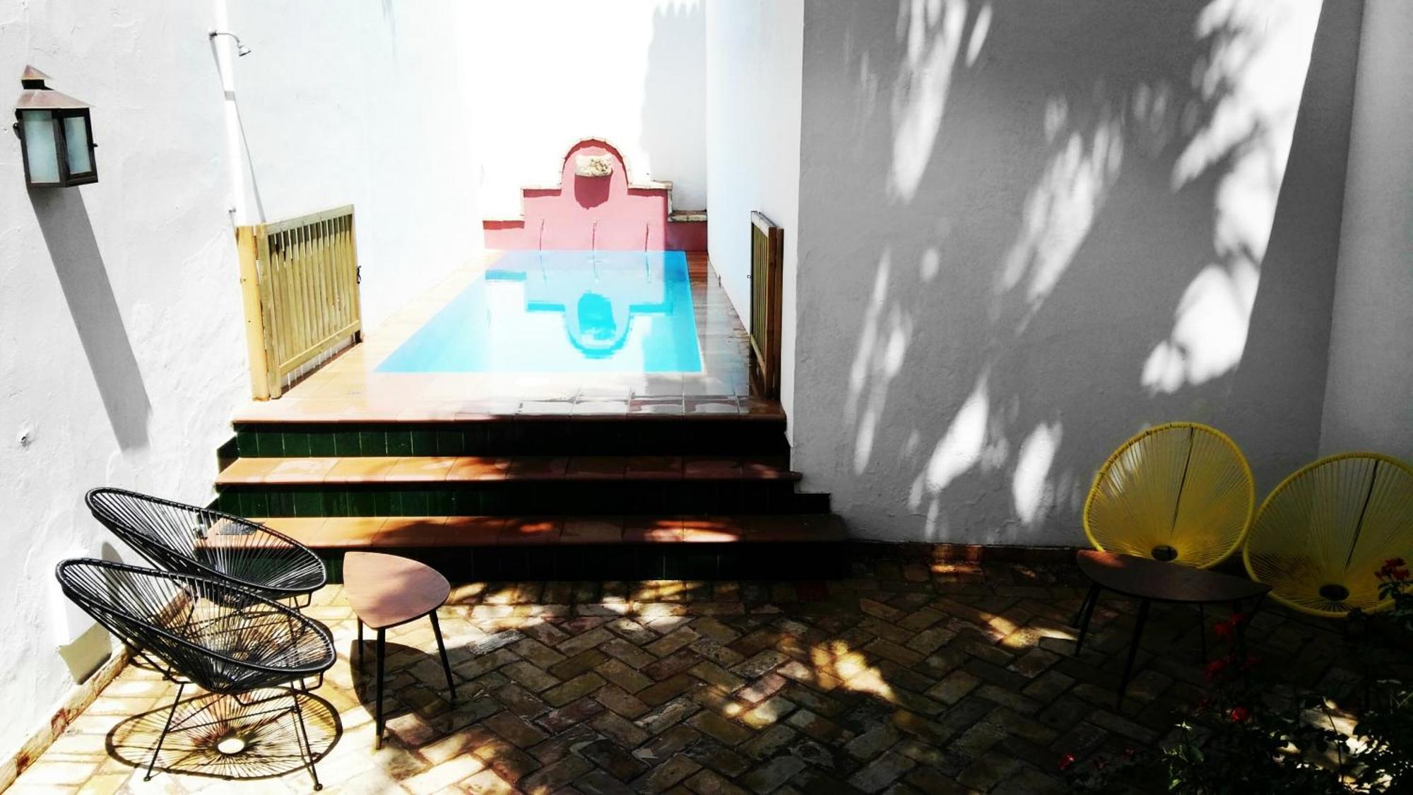 Hostal Cafe Frenteabastos カルモナ エクステリア 写真